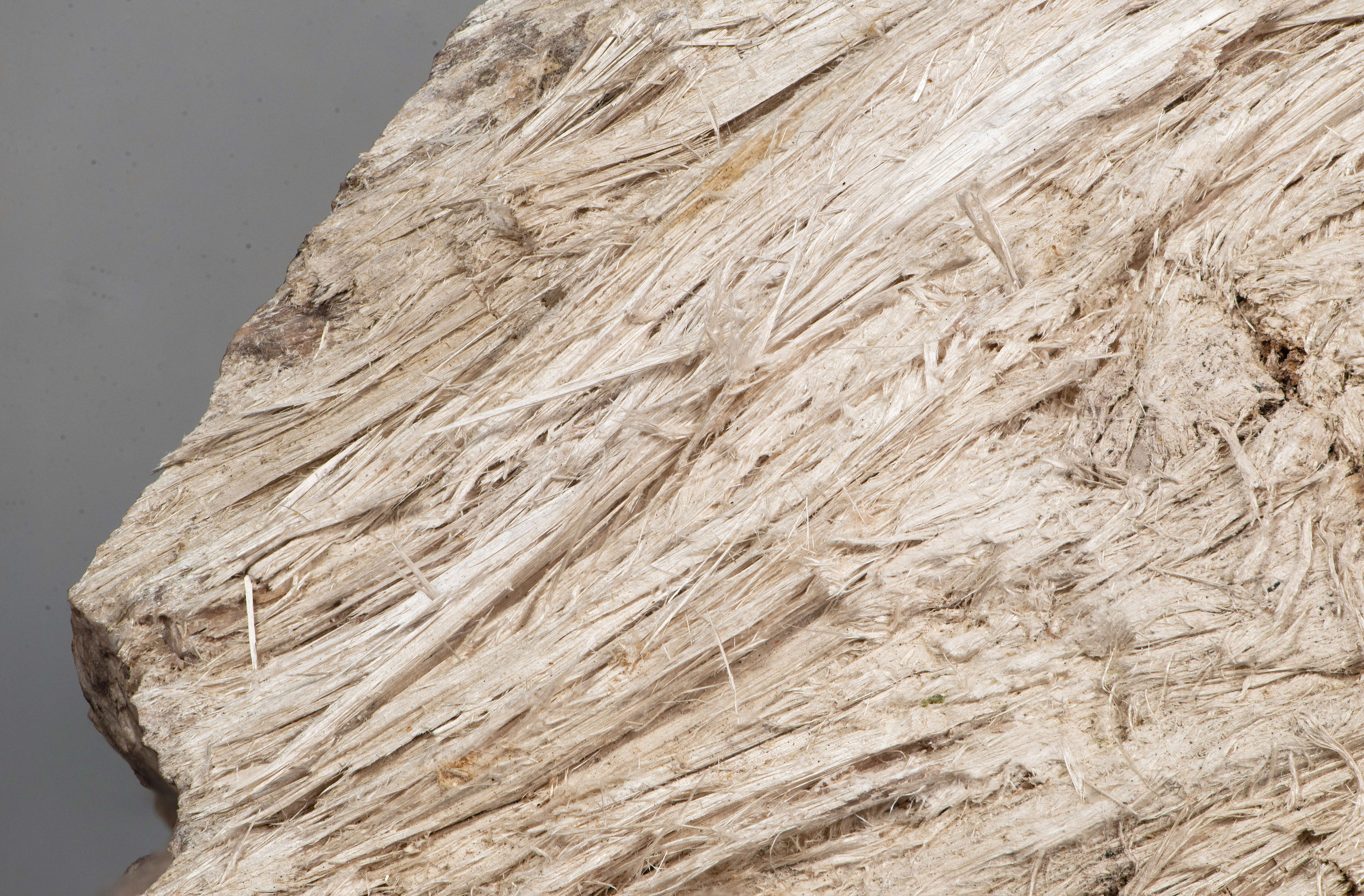 Fibrous white sussexite, calcite, willemite, Sterling Hill, Ogdensburg