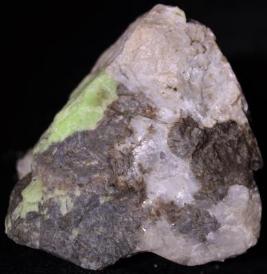 Glaucochroite, calcite, hardystonite and green willemite Franklin Mine, Franklin, NJ.