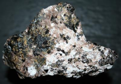 Xonotlite, axinite, willemite, from Franklin