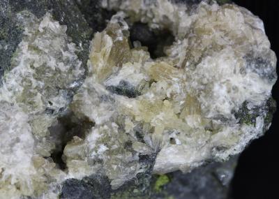 Stilbite crystals and epidote from the Sterling Hill Mine, Ogdensburg, NJ